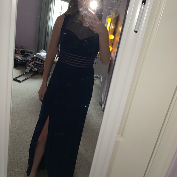 Homecoming dress - Picture 2 of 4